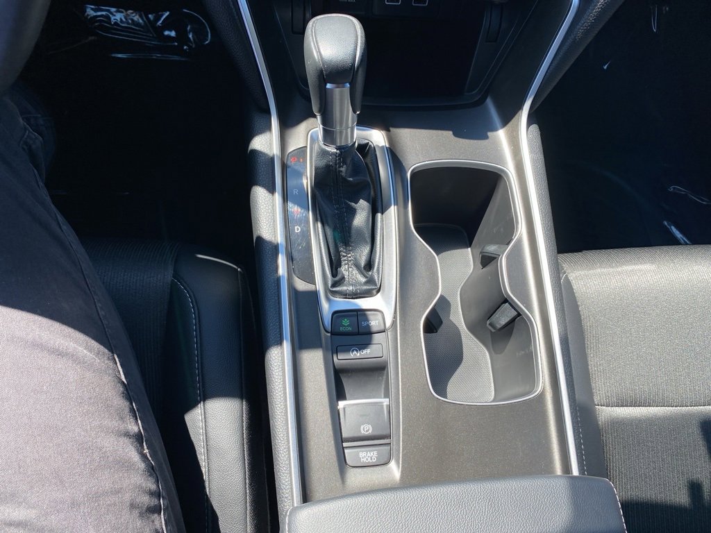 Used 2022 Honda Accord Sport image 17