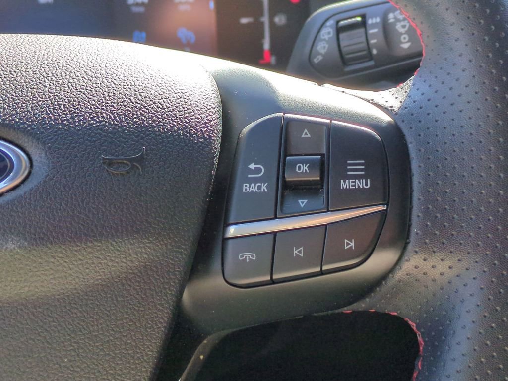 Used 2025 Ford Escape ST-Line image 21