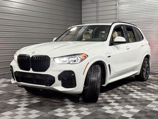 Used 2022 BMW X5 xDrive45e w/ M Sport Package image 45