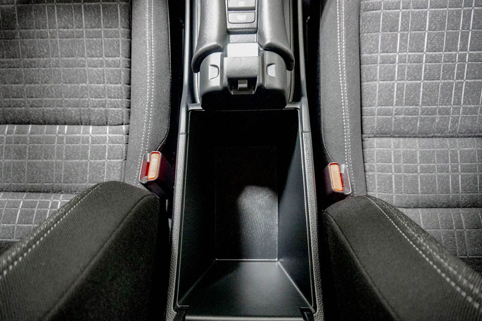 Used 2023 Honda HR-V LX image 27