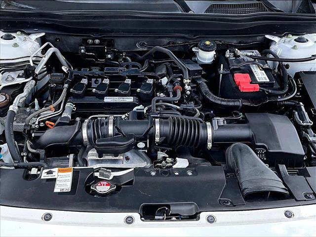 Used 2019 Honda Accord Sport image 11