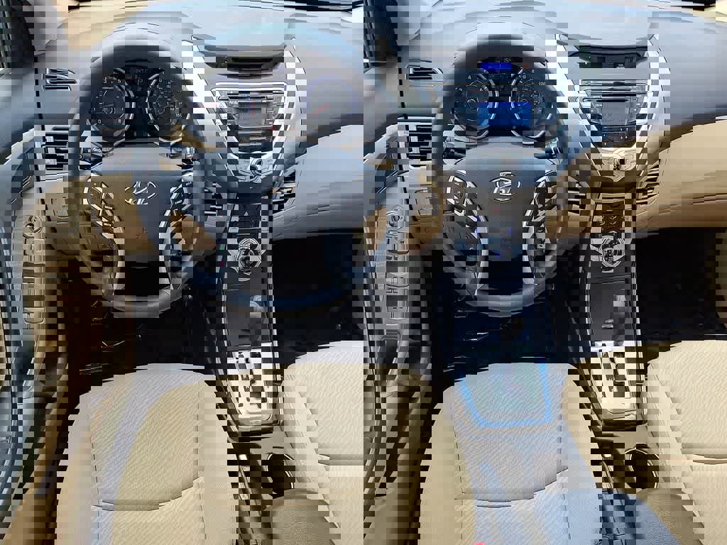 Used 2012 Hyundai Elantra GLS w/ Preferred Pkg 3 FWD image 12