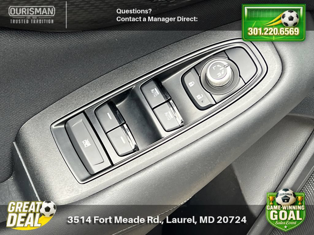Used 2024 Subaru Outback Premium AWD/4WD image 8