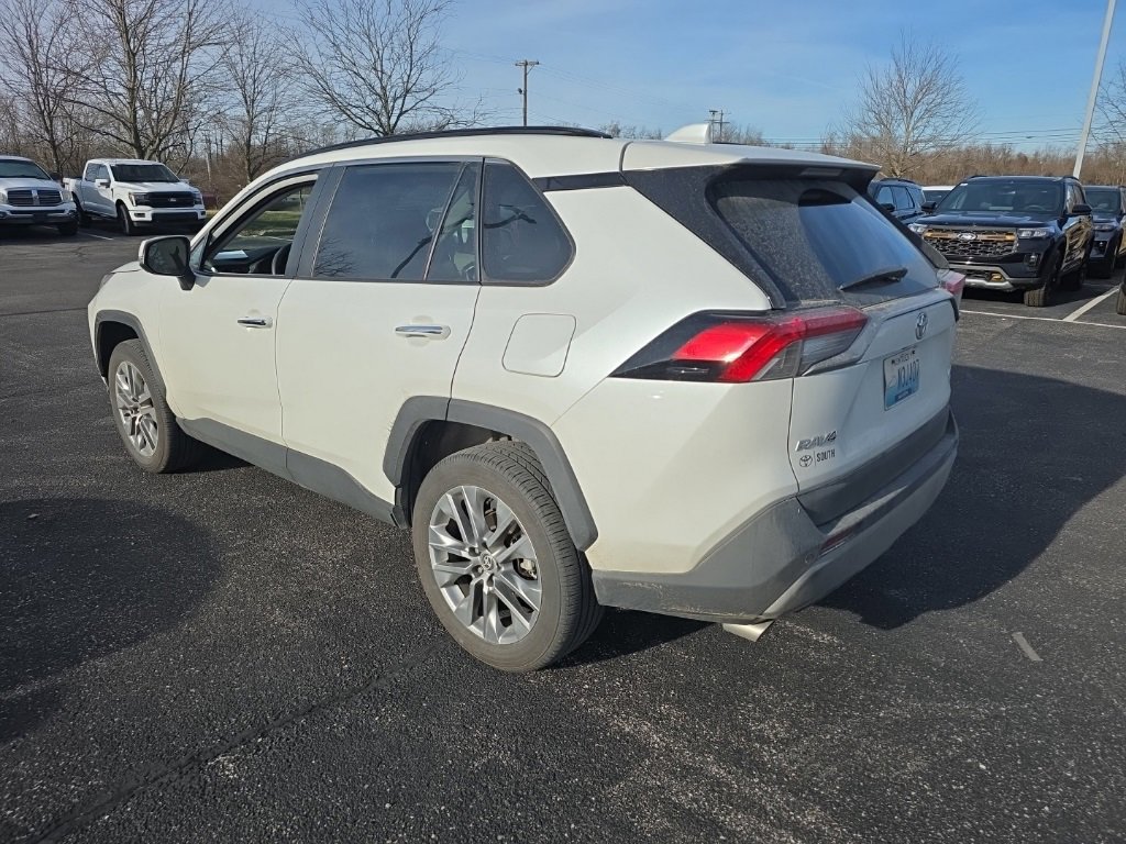 Used 2025 Toyota RAV4 Limited w/ Advanced Technology Package image 4