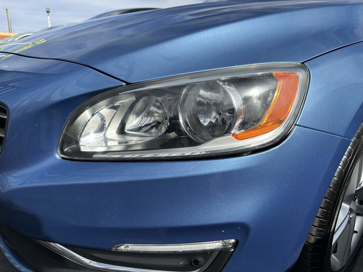 Used 2015 Volvo V60 T5 Premier Plus image 55