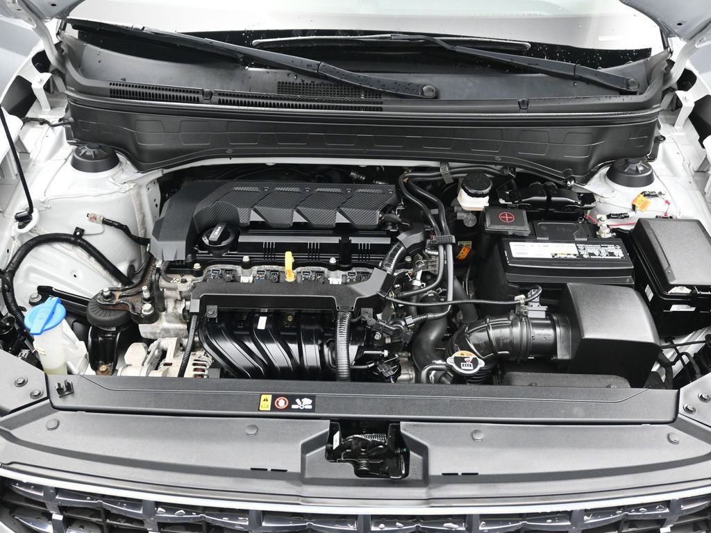 Used 2020 Hyundai Venue SEL image 29