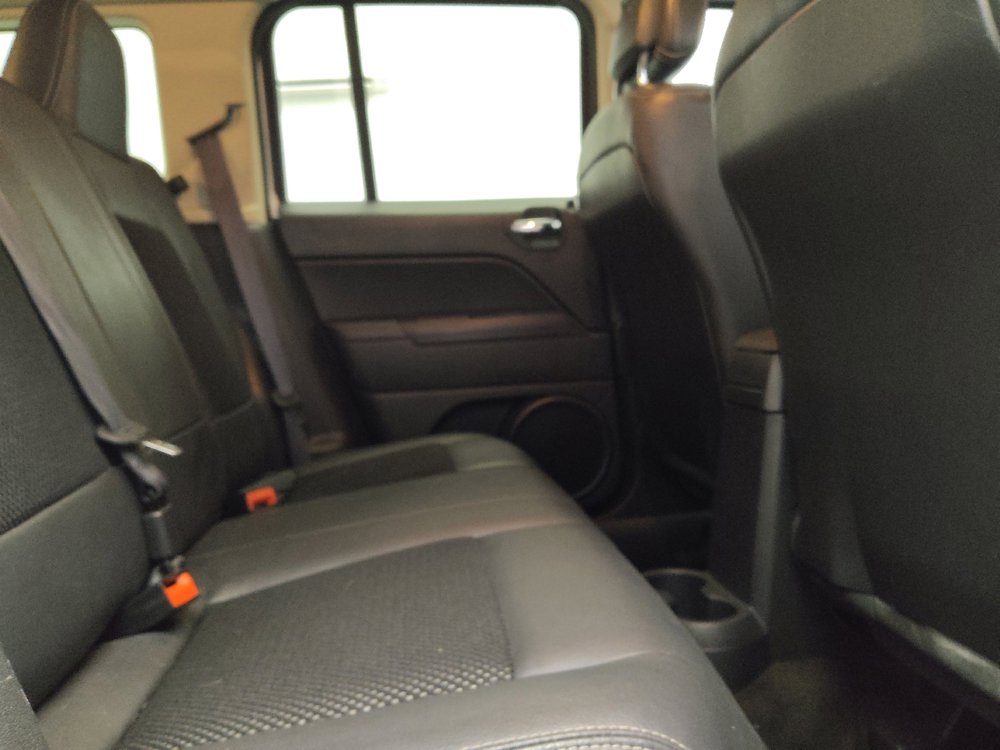 Used 2016 Jeep Patriot Sport w/ Power Value Group FWD image 19