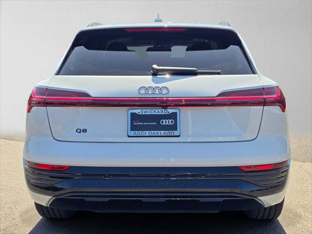 Used 2024 Audi Q8 e-tron Prestige w/ Prestige Package AWD/4WD image 4