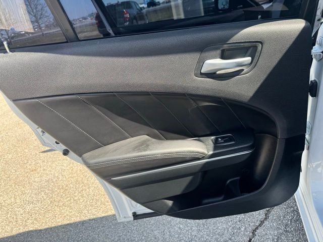 Used 2018 Dodge Charger GT image 23