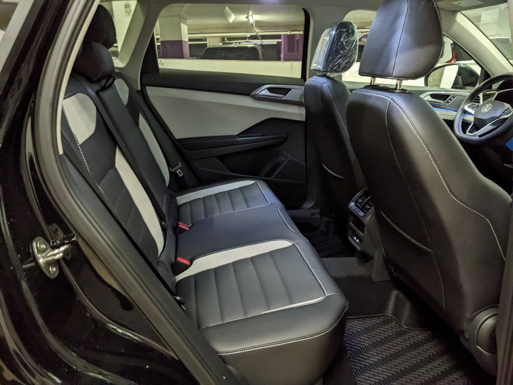 New 2026 Volkswagen Taos SEL AWD/4WD image 25