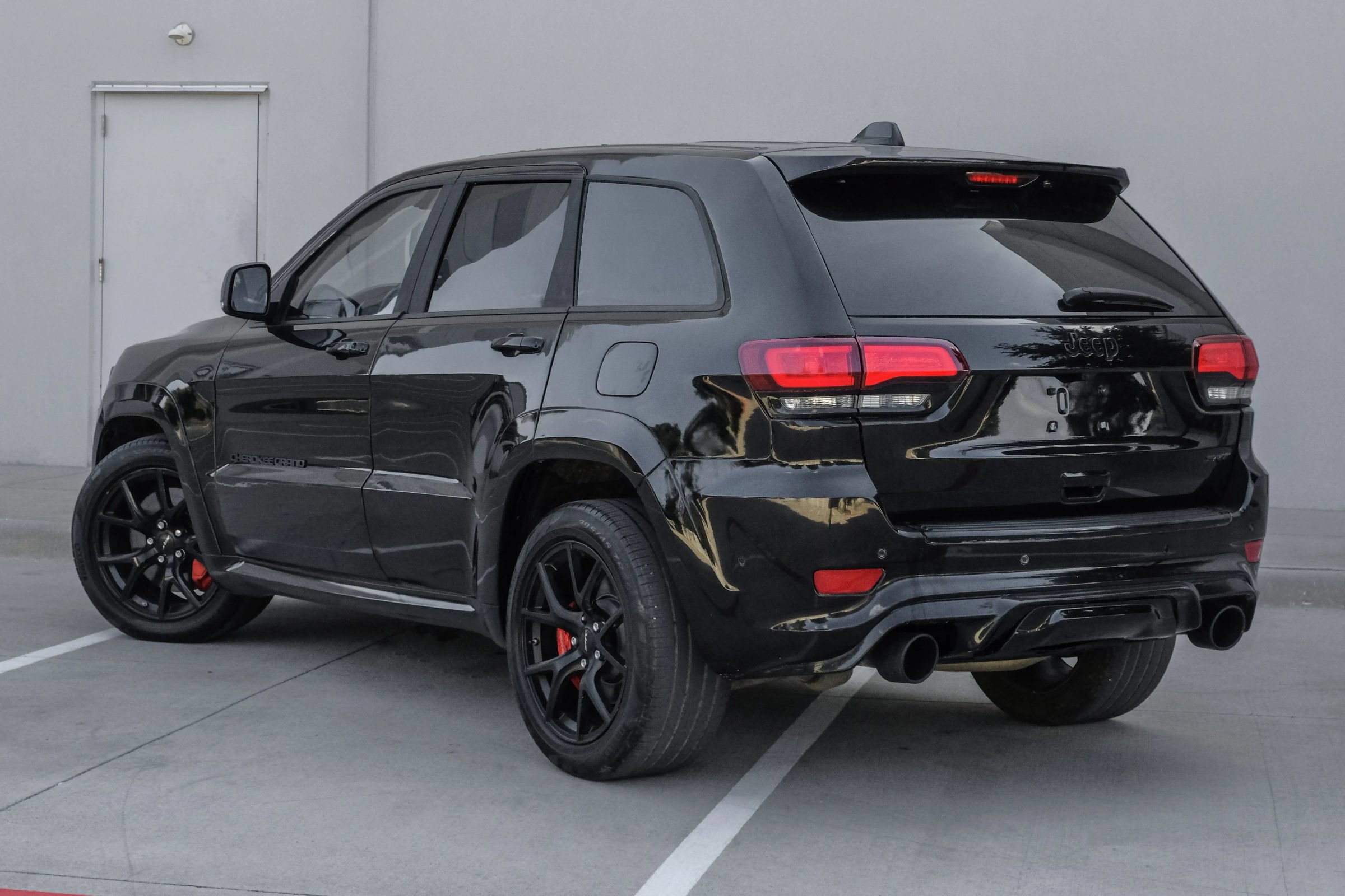 Used 2020 Jeep Grand Cherokee SRT AWD/4WD image 16