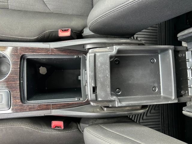 Used 2017 Chevrolet Traverse LT image 28