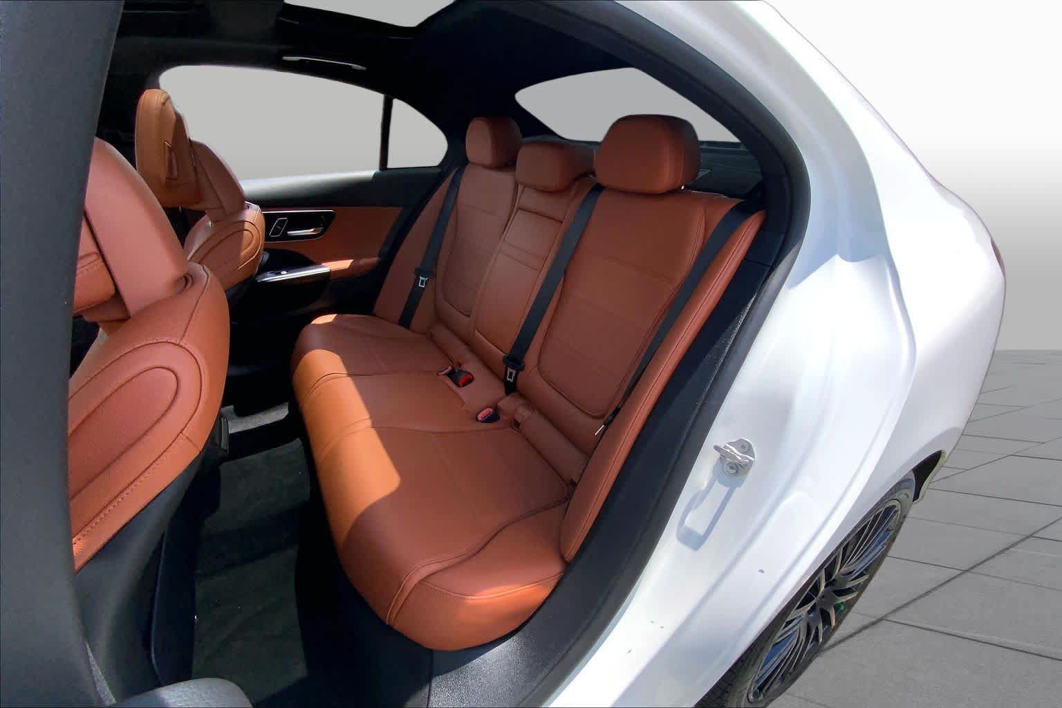 Used 2023 Mercedes-Benz C 300 4MATIC Sedan image 21