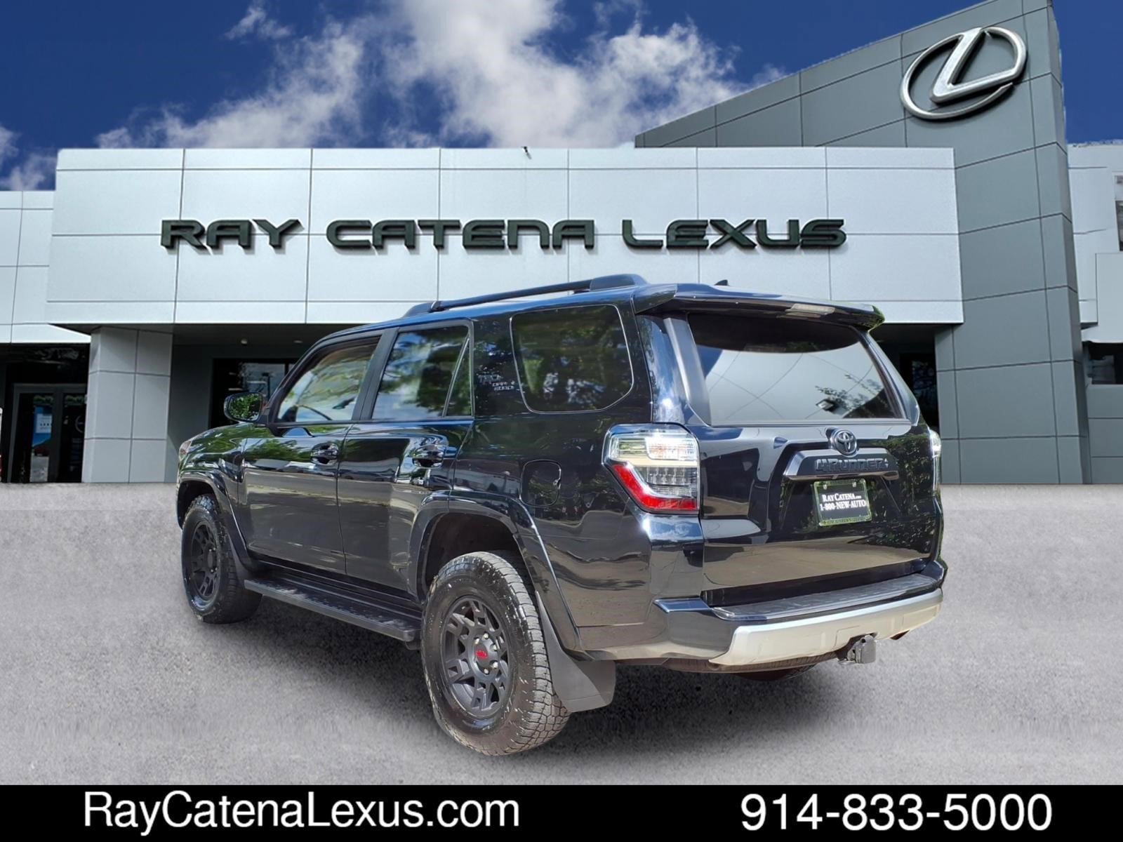 Used 2023 Toyota 4Runner TRD Off-Road Premium w/ Off Road Premium Plus Package AWD/4WD image 6
