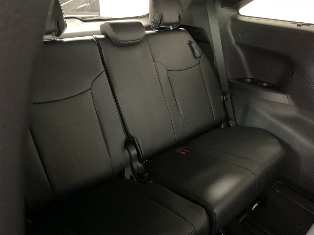 New 2026 Toyota Sienna Platinum AWD/4WD image 23