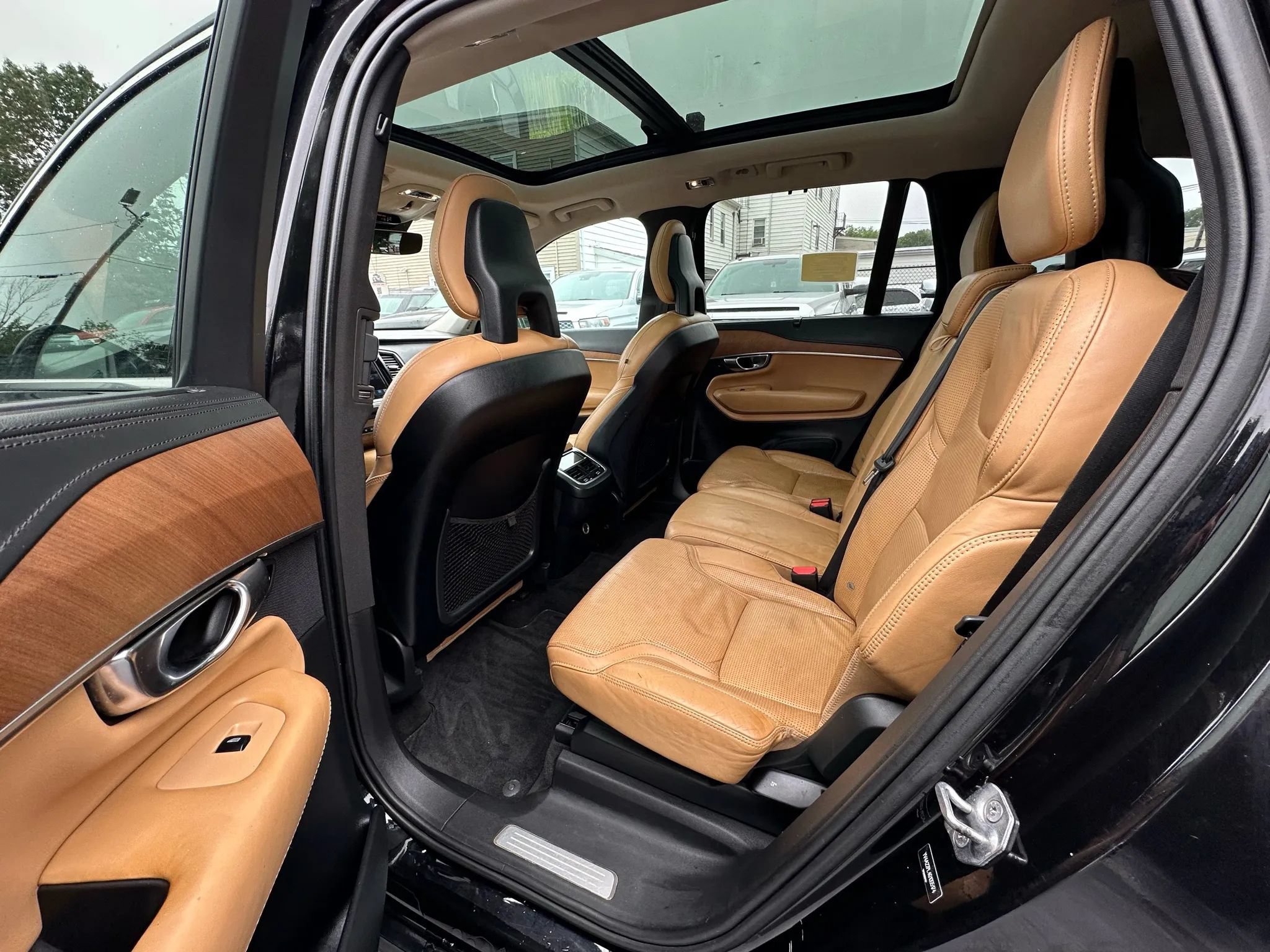 Used 2016 Volvo XC90 T6 Inscription AWD/4WD image 9