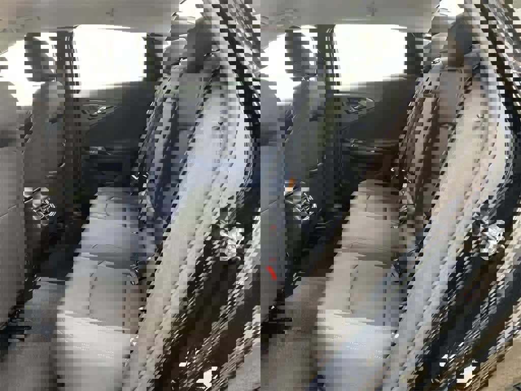 Used 2023 Chevrolet Malibu LT image 16