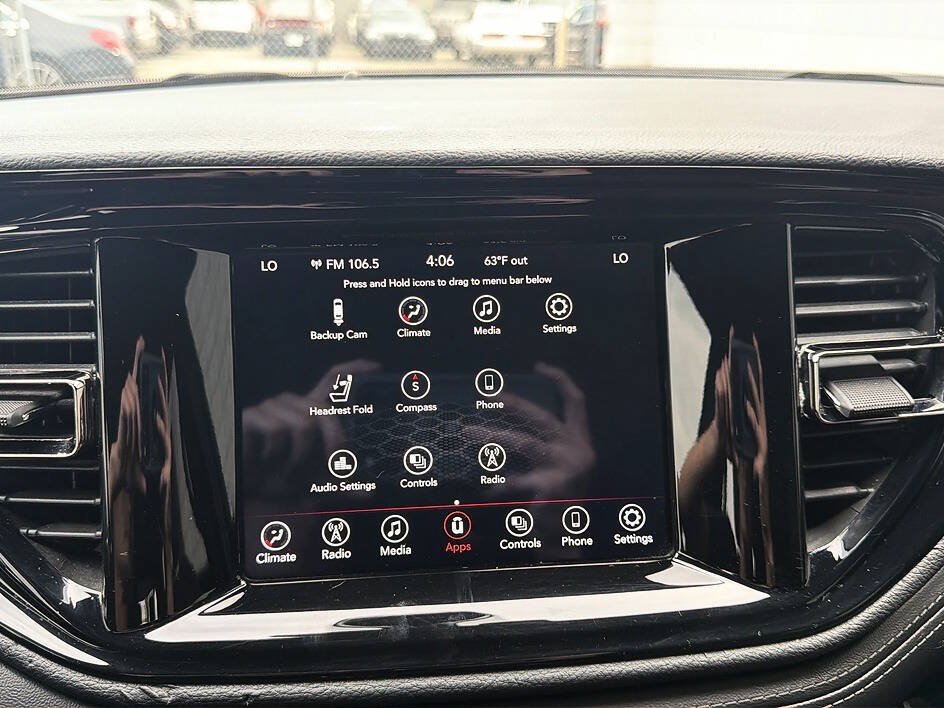Used 2021 Dodge Durango GT w/ Blacktop Package AWD/4WD image 9