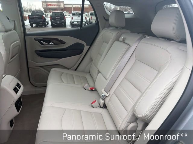 Used 2024 GMC Terrain Denali w/ Denali Premium Package image 24