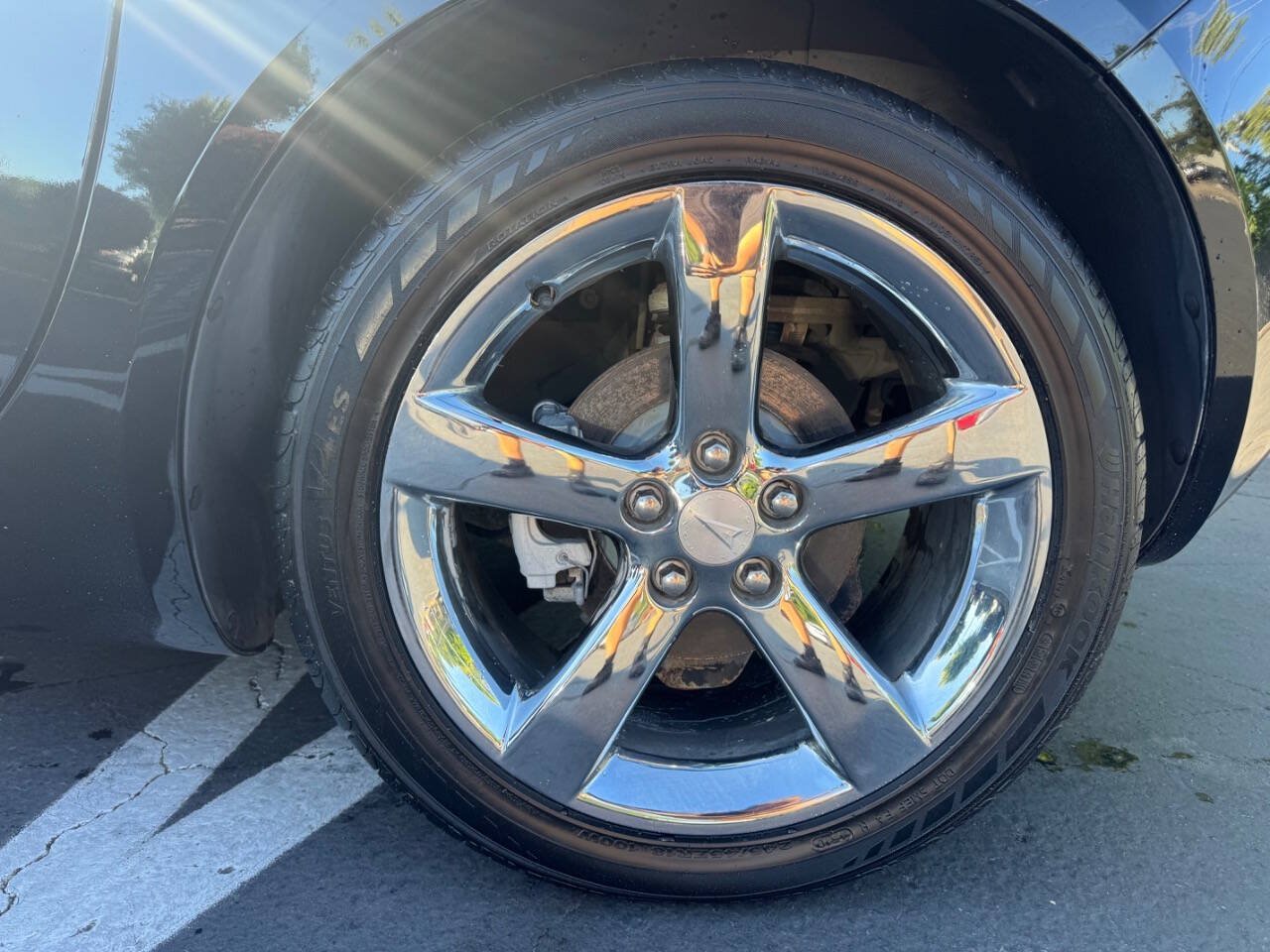 Used 2006 Pontiac Solstice Convertible w/ Premium Package RWD image 19