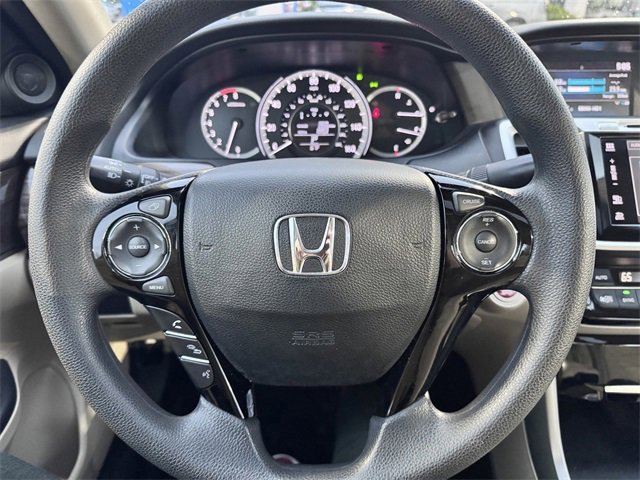 Used 2017 Honda Accord EX image 13