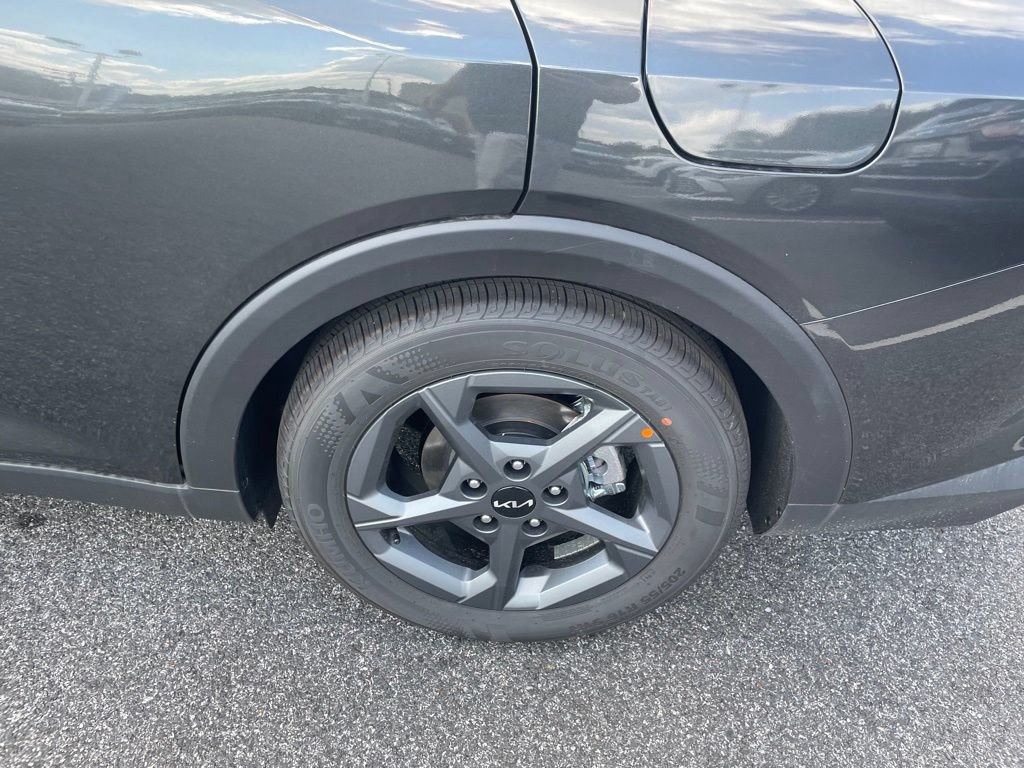 New 2026 Kia K4 FWD image 7