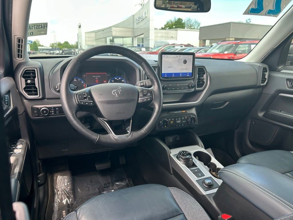 Used 2022 Ford Bronco Sport Outer Banks w/ Tech Package AWD/4WD image 14