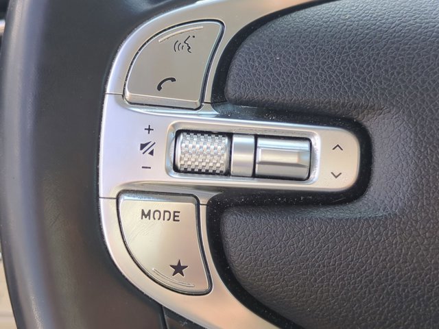 Used 2022 Genesis GV70 2.5T w/ Advanced Package image 16