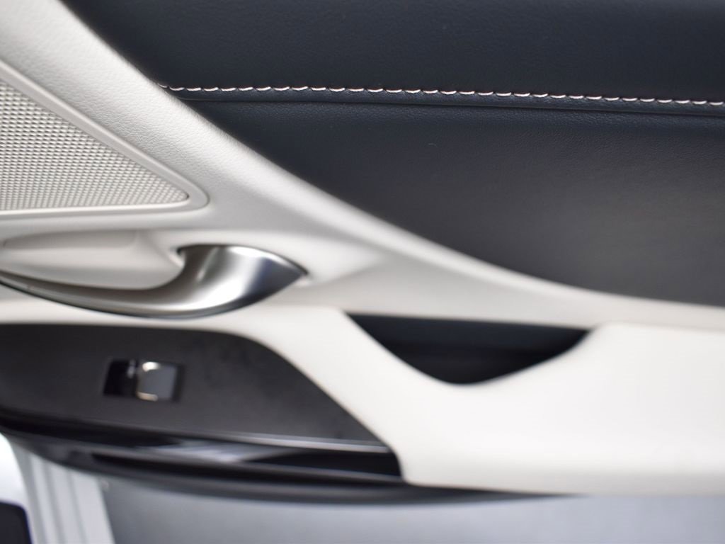 New 2025 Lexus ES 350 w/ Premium Package image 18