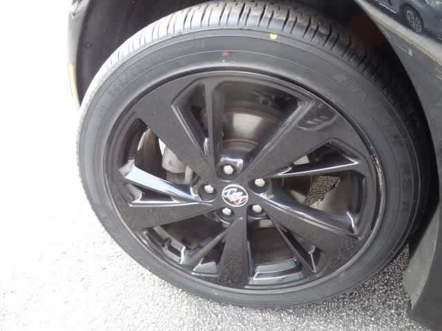 Used 2023 Buick Envision Essence w/ Sport Touring Package FWD image 43