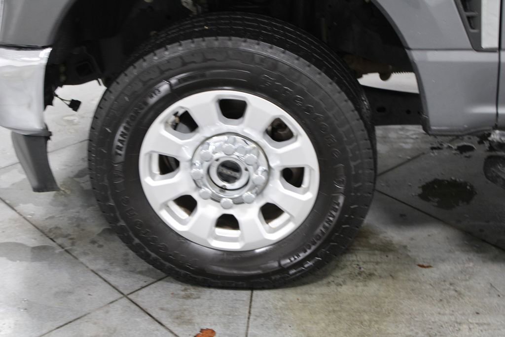 Used 2024 Ford F250 XLT image 22