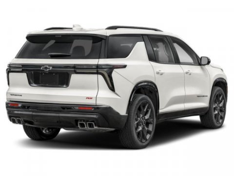 Used 2026 Chevrolet Traverse RS w/ LPO, Floor Liner Package FWD image 2