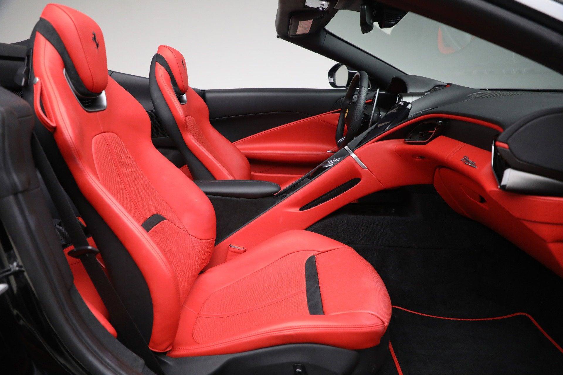 Certified 2024 Ferrari Roma Spider RWD image 17