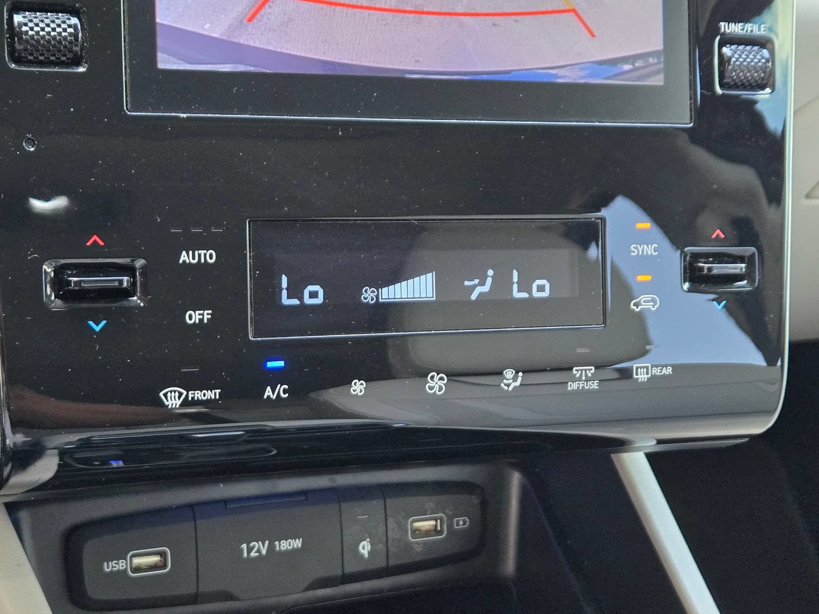Used 2022 Hyundai Tucson SEL w/ Convenience + Premium Package FWD image 17