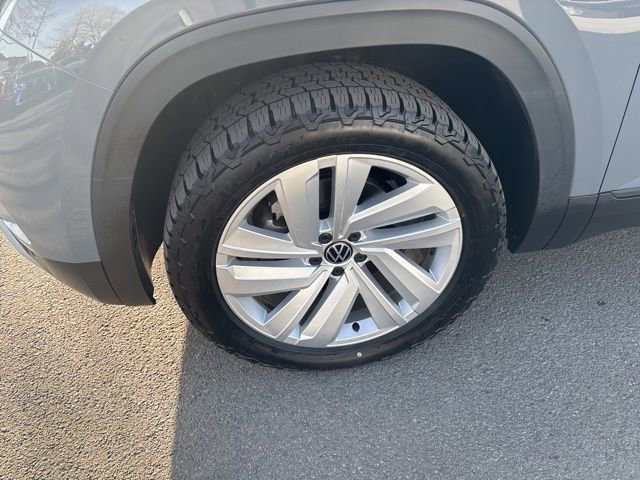 Used 2023 Volkswagen Atlas Cross Sport SE w/ Panoramic Sunroof Package image 37