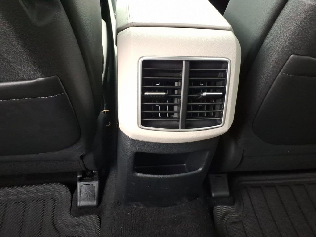 New 2026 Kia Sportage SX image 11