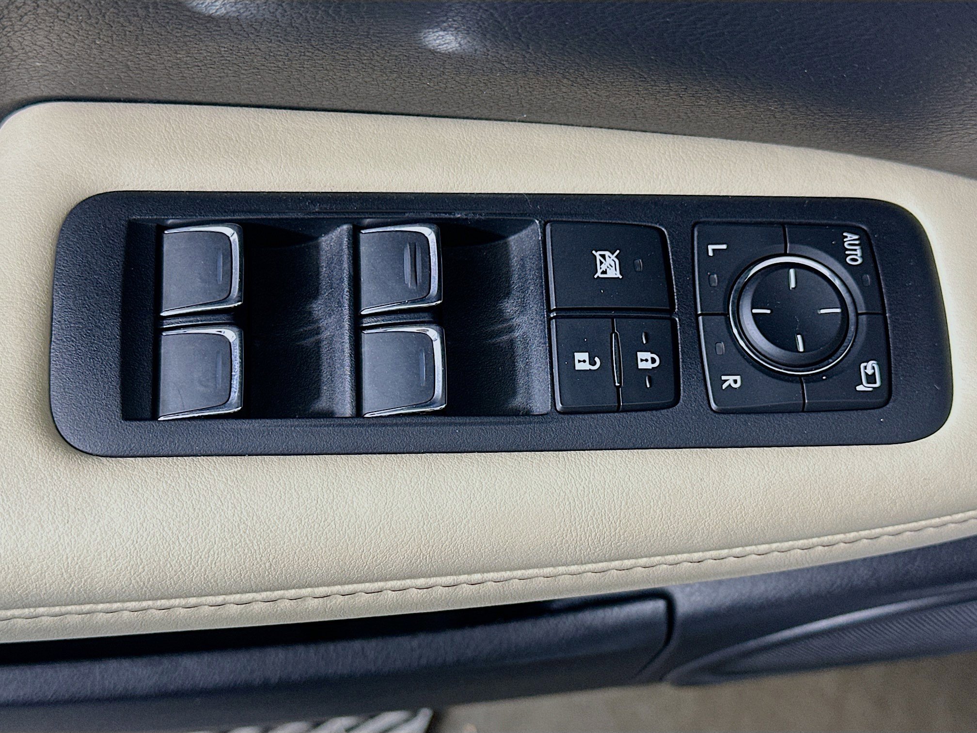 Used 2022 Lexus RX 350 FWD image 15