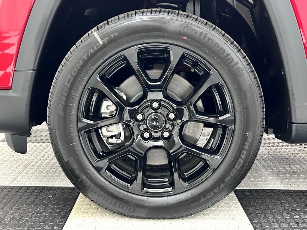 New 2026 Jeep Compass Latitude image 8