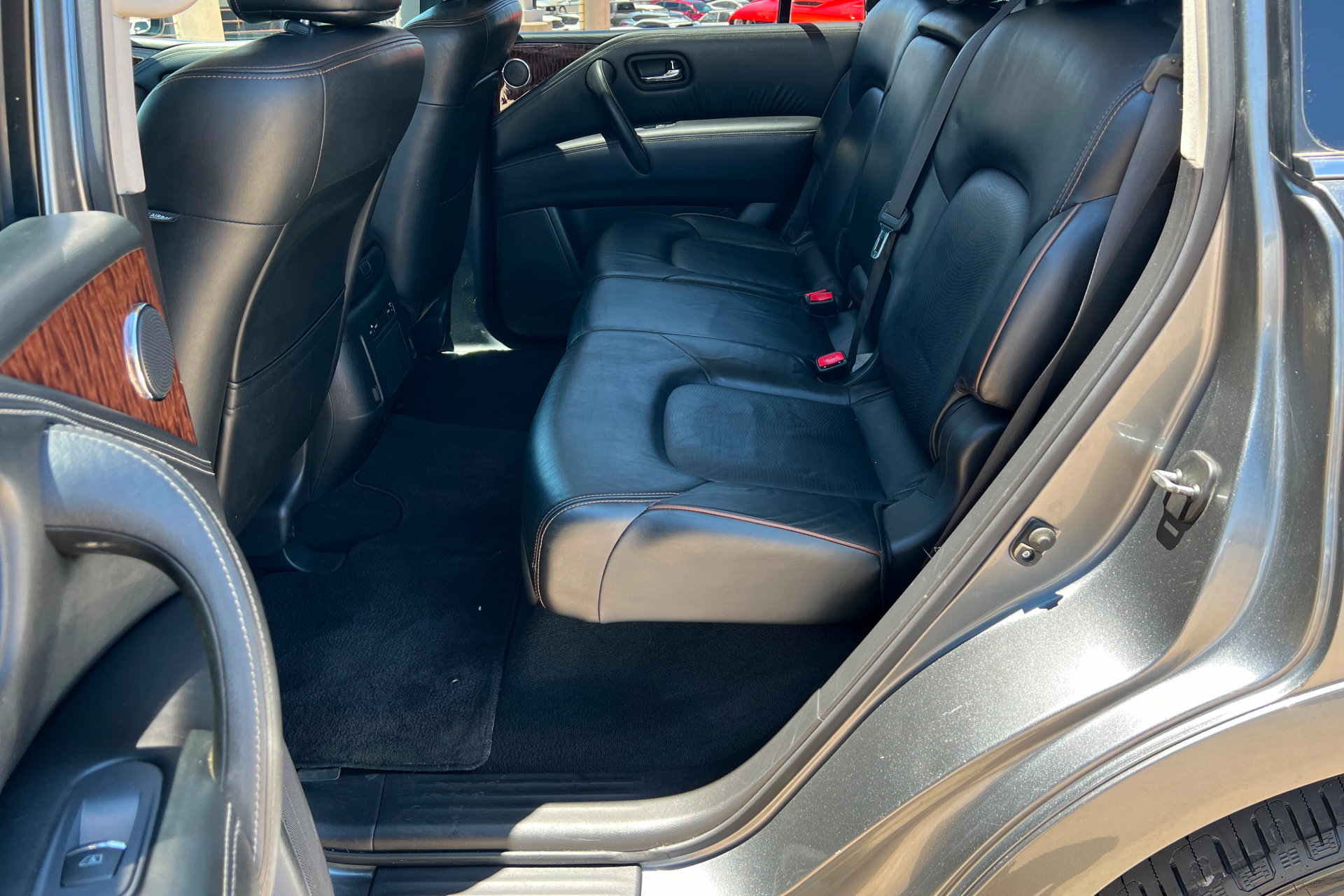 Used 2018 Nissan Armada SL w/ Moonroof Package AWD/4WD image 21