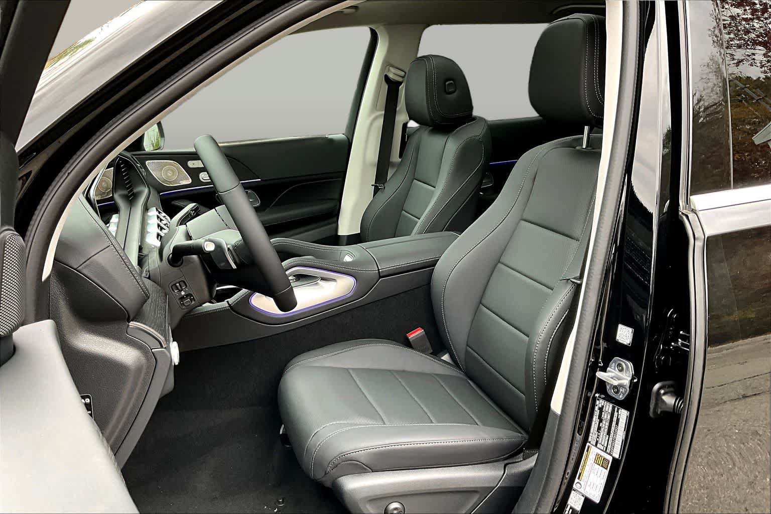 New 2026 Mercedes-Benz GLS 450 4MATIC image 14