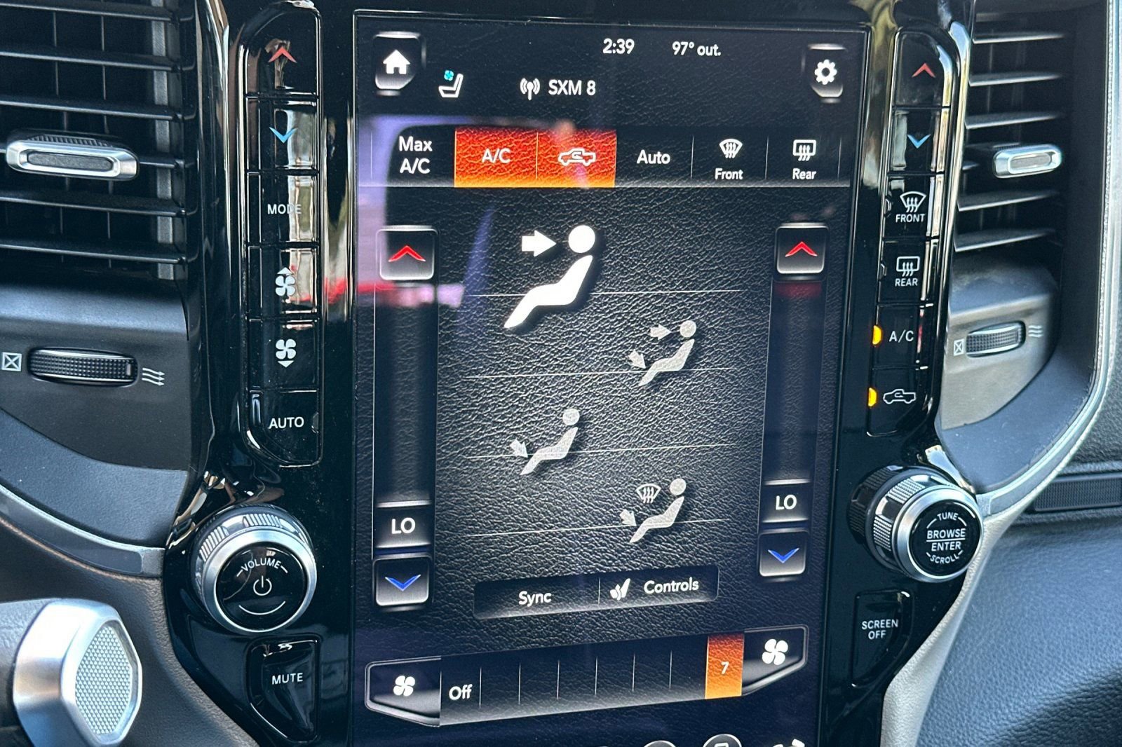 Used 2019 RAM 2500 Laramie image 21