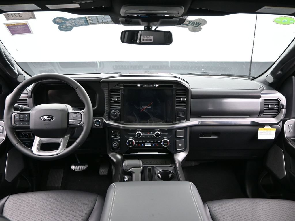 New 2025 Ford F150 Lariat w/ Equipment Group 502A High image 28