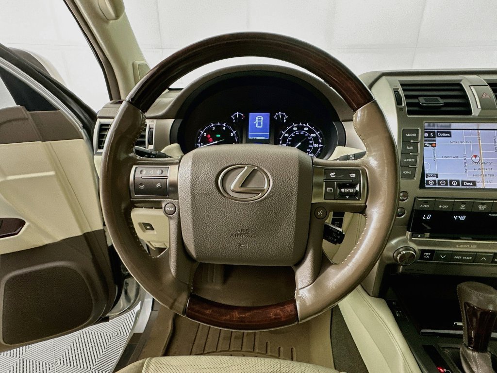 Used 2017 Lexus GX 460 Premium AWD/4WD image 13