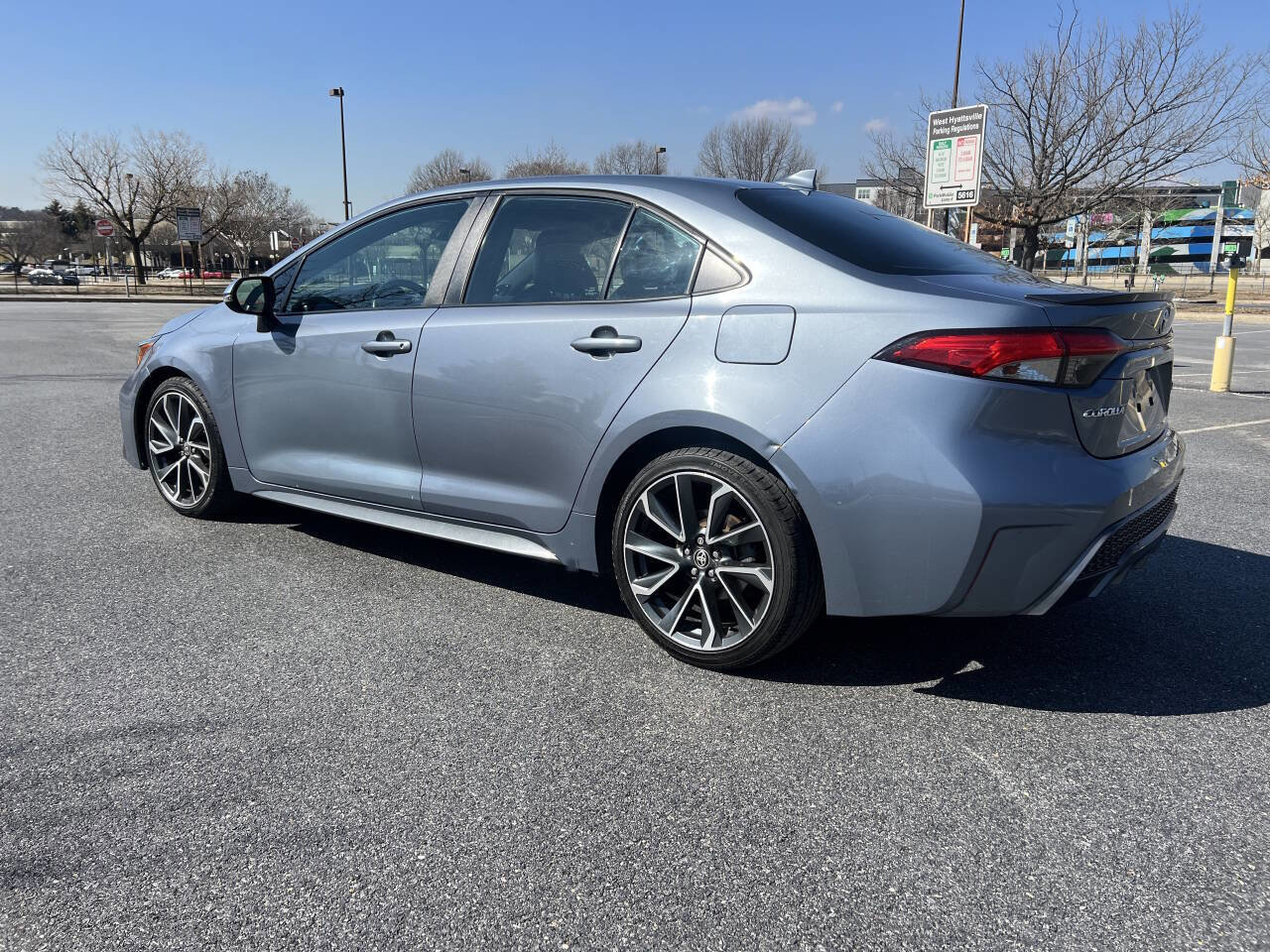 Used 2020 Toyota Corolla XSE image 3