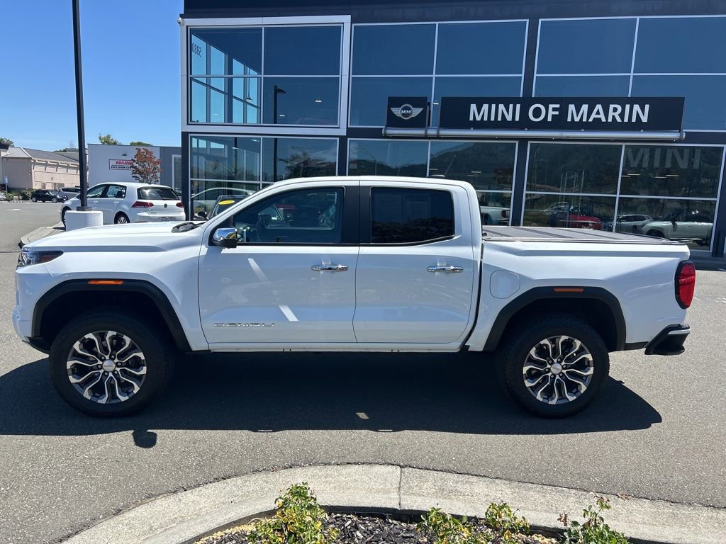 Used 2024 GMC Canyon Denali AWD/4WD image 2