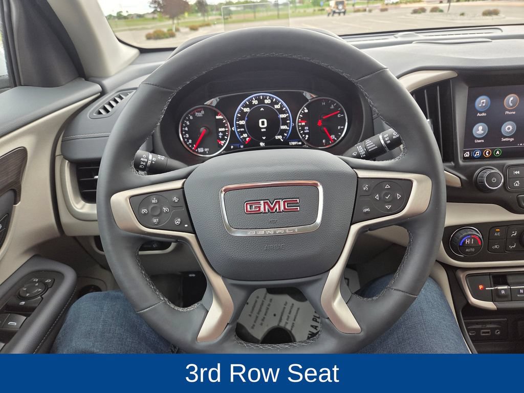 Used 2024 GMC Terrain Denali w/ Denali Premium Package AWD/4WD image 19