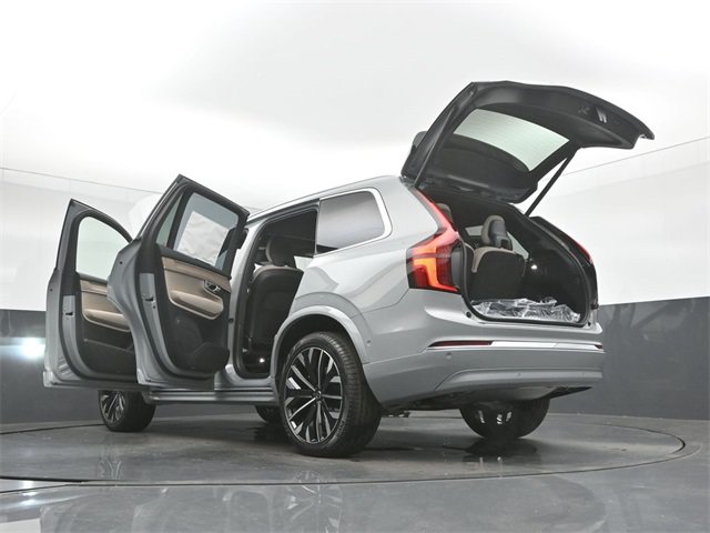 New 2026 Volvo XC90 B6 Plus w/ Protection Package Premier AWD/4WD image 58