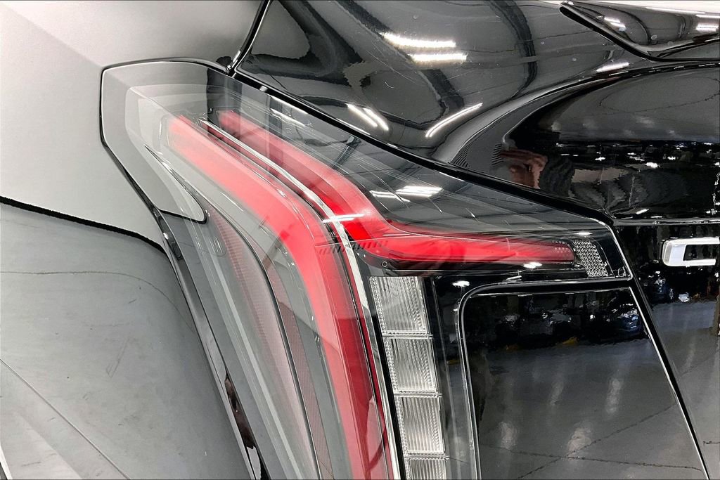 New 2026 Cadillac CT5 V w/ Technology Package image 39