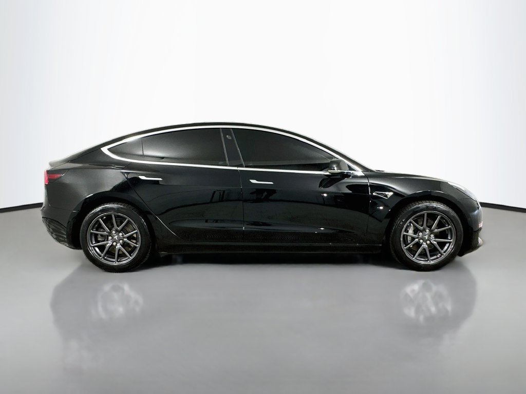 Used 2019 Tesla Model 3 Performance AWD/4WD image 9