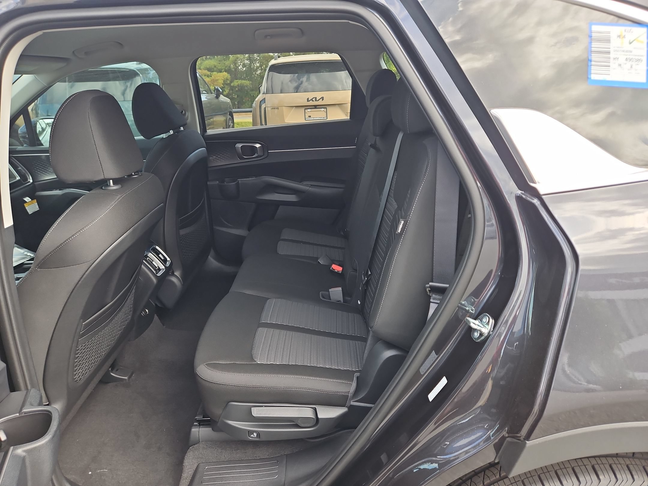 New 2026 Kia Sorento LX FWD image 30